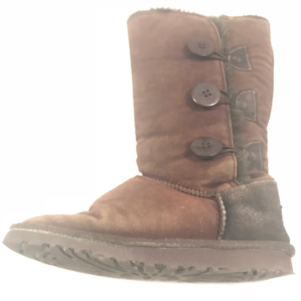 UGG Women Winter Boots - Size 6